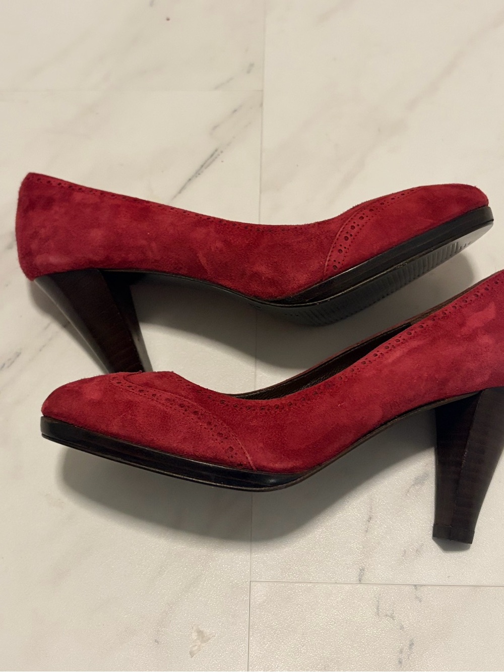 BODEN Womens Size 38 (US 7.5) Burgundy Perforated Suede Leather Pumps EUC - Picture 7 of 13